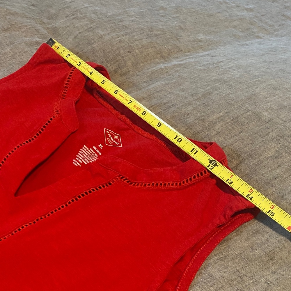 St. John's Bay Red Sleeveless Blouse - Picture 8 of 9